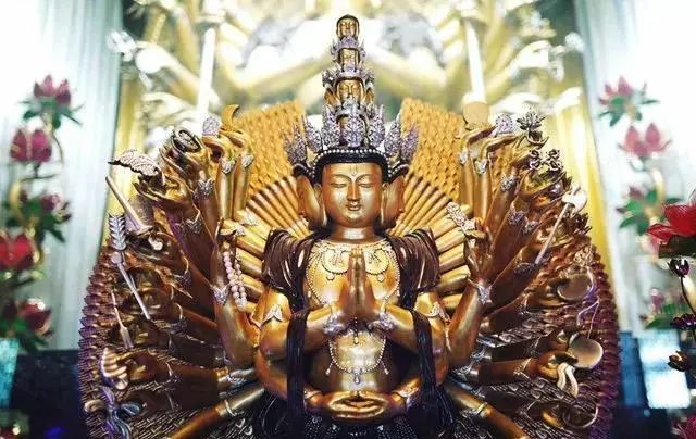 恭念南无观世音菩萨的功德利益