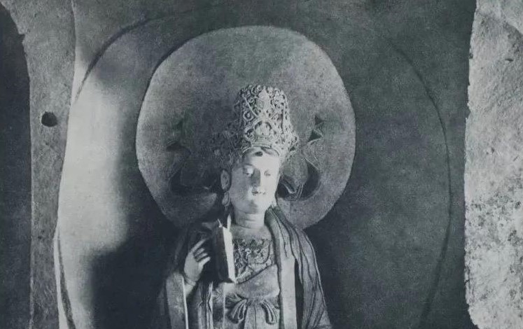 大足石刻之南无观世音菩萨造像