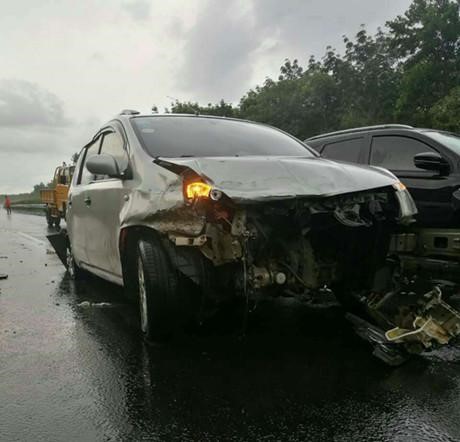 高速公路上的死里逃生，我不再徘徊诚心学佛