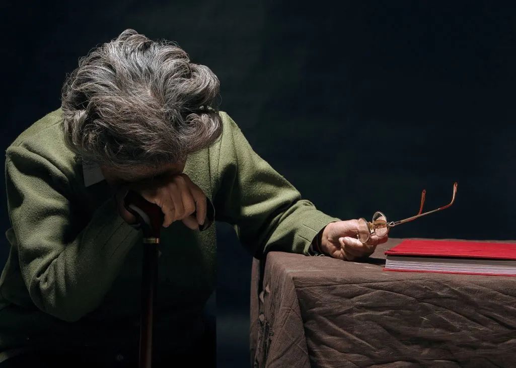 无常总是这样 悄无声息地来临了